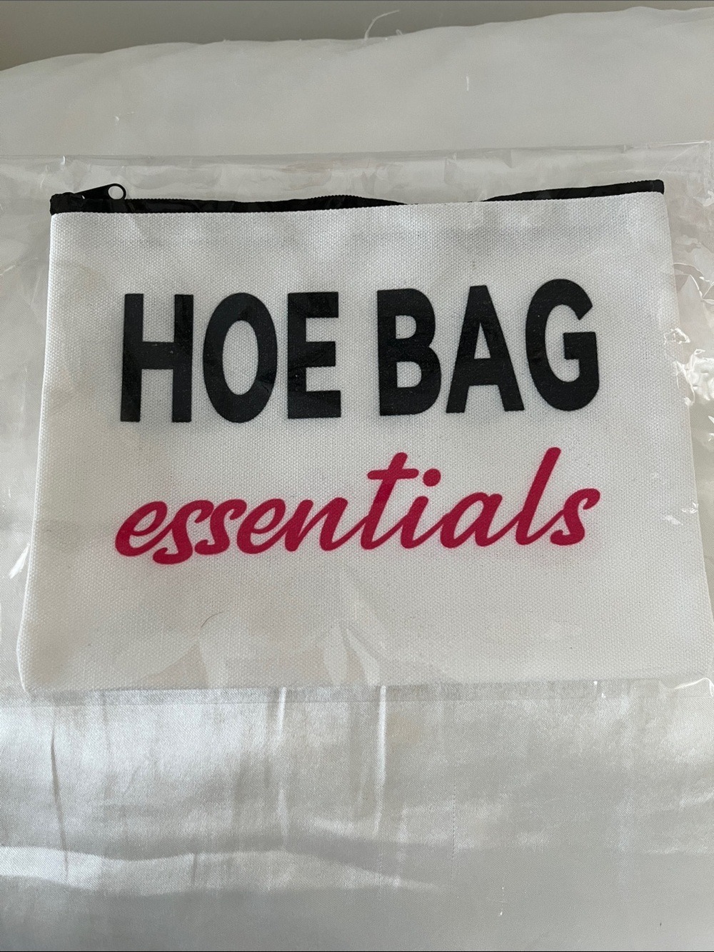 Cosmetic bag